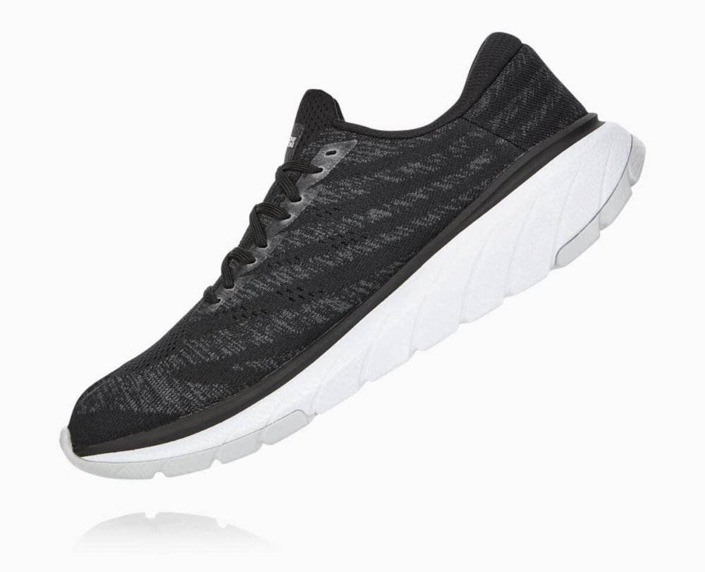 Black / White Hoka Cavu 3 | 29671KHRS